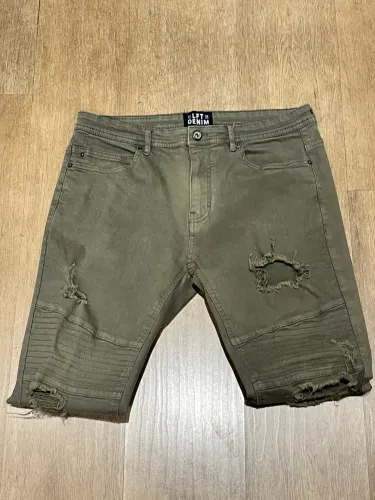 calça skinny verde musgo