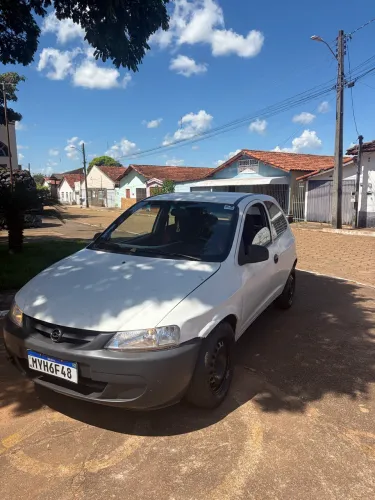 Chevrolet Celta 1.0/super/n.piq.1.0 MPFI VHC 8V 3P 2002