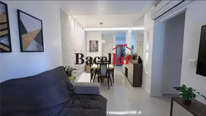 Apartamento : / Residencial / Vila Isabel