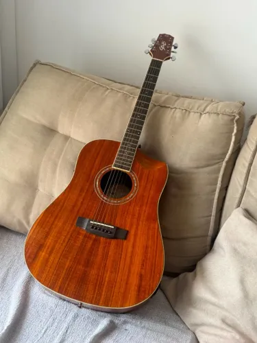 Violão Seizi Akira - Half Cutaway Koa em perfeitas condições