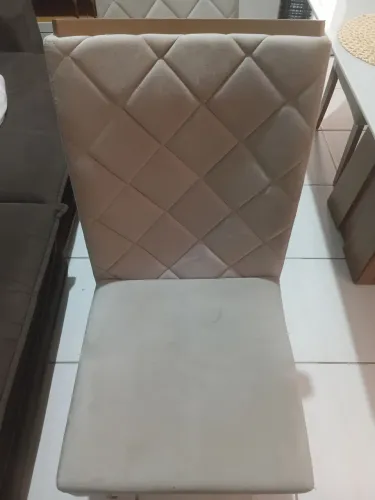VENDO 3 CADEIRAS SEMINOVAS Á 150 REAIS CADA