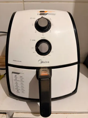 Air Fryer 4L Midea FRA41 Branca e Preta (127V)