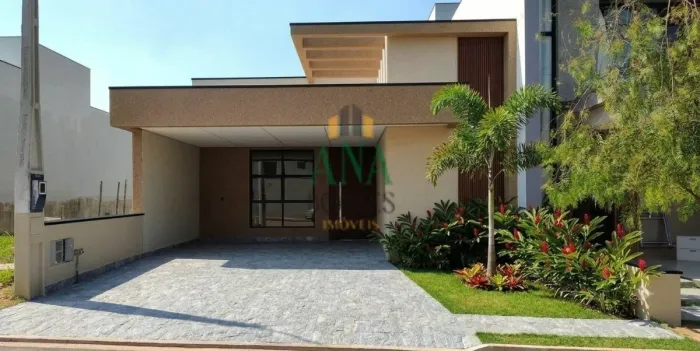 Casa a venda no condomínio Helena Maria
