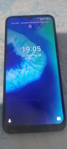 Vende se um celular Samsung moto G8 pro líder 