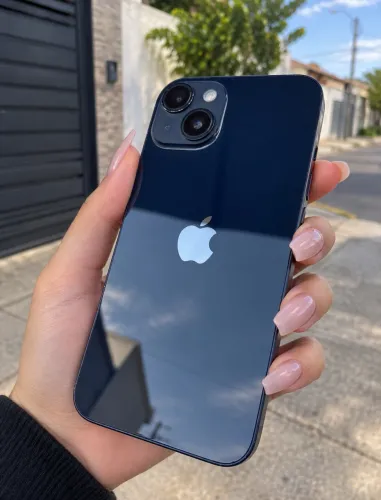 iPhone 14, pego inferior + volta