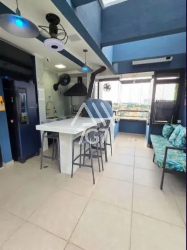 COBERTURA À VENDA NO MORUMBI: 320m², 4 suítes, 5 vagas