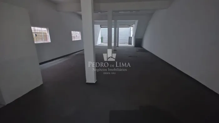 Salão Comercial, para locação com 330 m², em Artur Alvim.