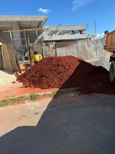 Aterro vermelho