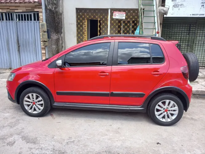 Volkswagen Crossfox 1.6 MI Total Flex 8V 5P 2014