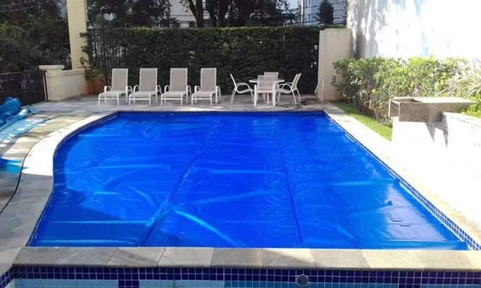 Capa para Piscina 6,55X4,10 Térmica - Novo - 3x no cartão - Entrega Brasília