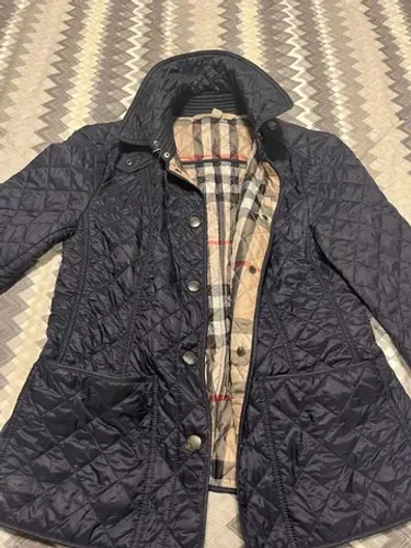Jaqueta metalassê original Burberry