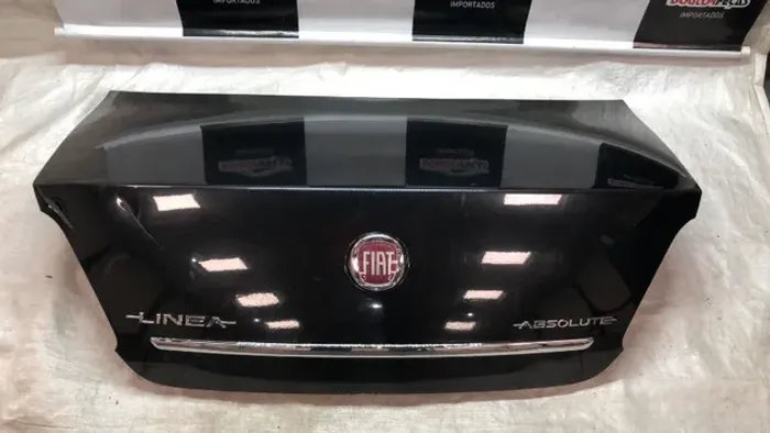 Tampa Traseira Fiat Linea 1.9 2009 Absolute