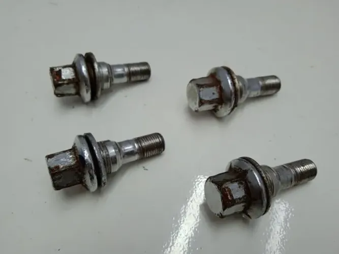 13625 Kit Jogo 4 Parafuso Roda Citroen C4 Pallas 2008 A 2012