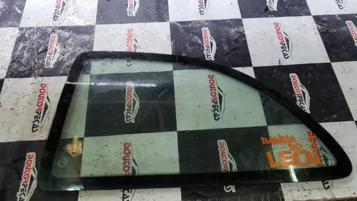 Vidro Traseiro Esquerdo Chevrolet Corsa