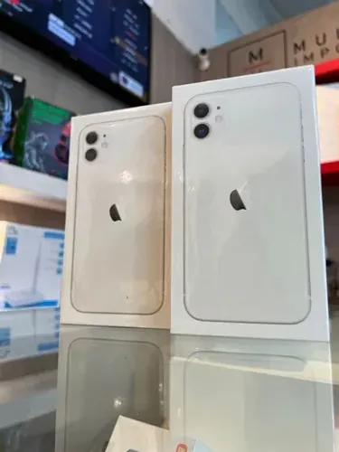 iPhone 11 - 64GB Novo lacrado