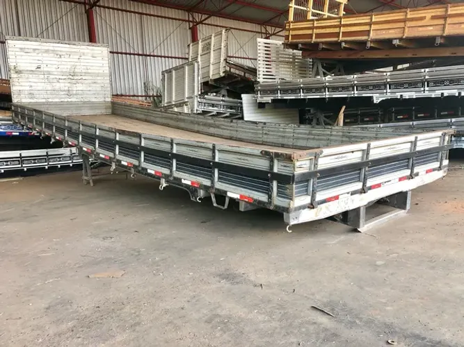 CARROCERIA MADEIRA BITRUCK 9,00