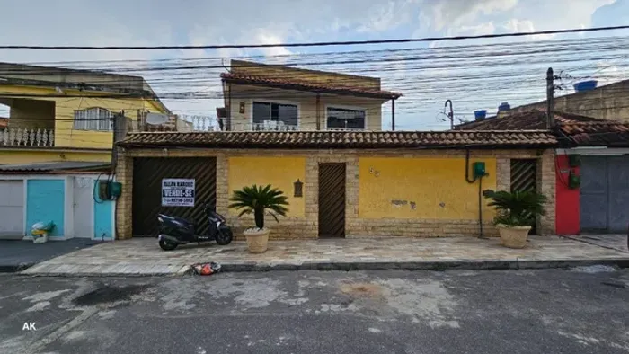 Vendo casa 05 quartos, piscina e churrasqueira. Bairro: Rancho Novo, Nova Iguaçu/RJ