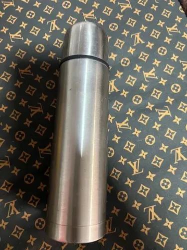 Garrafa de inox 60 reais