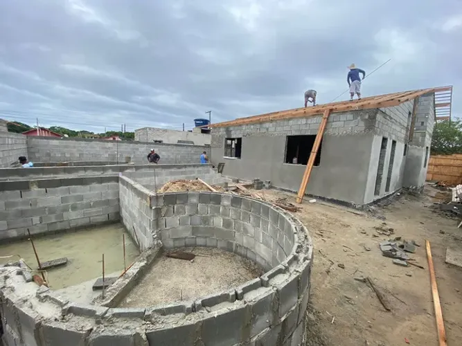 Casa para venda possui 60 metros quadrados com 2 quartos em Balneário Gaivotas - Itanhaém