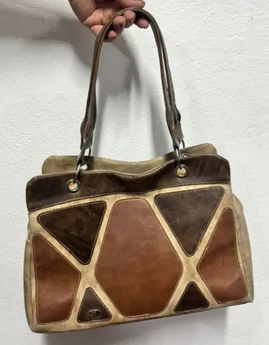 Bolsa de couro 3 bolsos e 3 repartições seminova