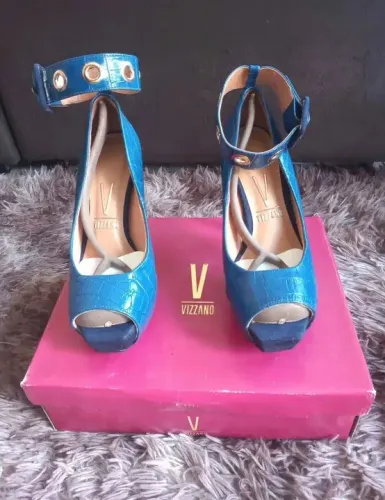 Sapato / Peep toe - Vizzano 37