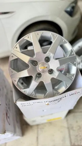 Rodas aro 14 furacão 4x100 semi zero