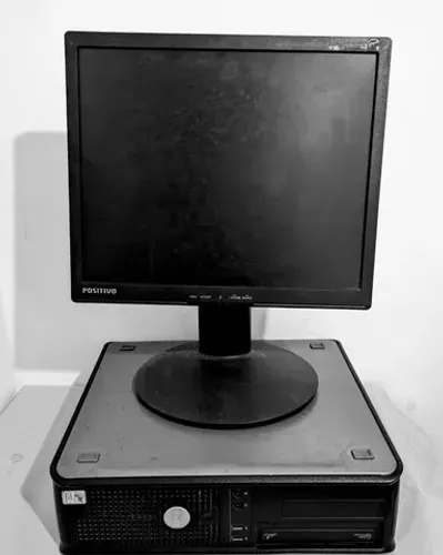 Computador Dell Optiplex Core 2Duo 4gb RAM completo