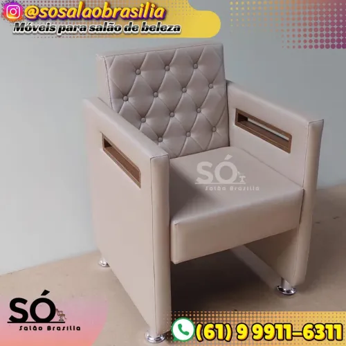 Poltrona Jetta para recepção escritório ou salão de beleza