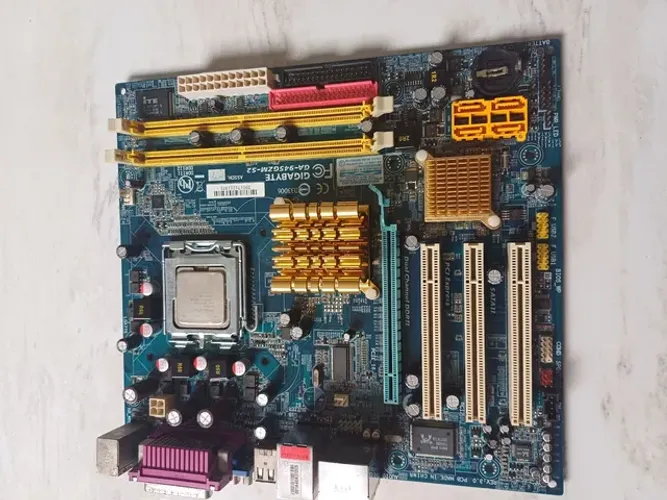 Placa mae ddr2 com processador
