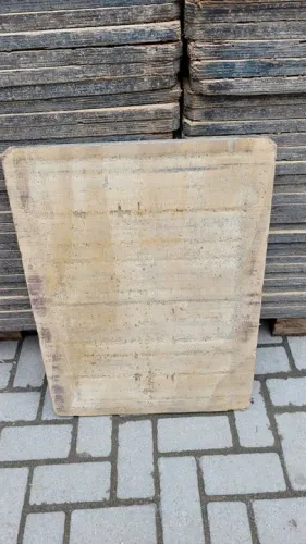 Placa de compensado 70x52x25cm