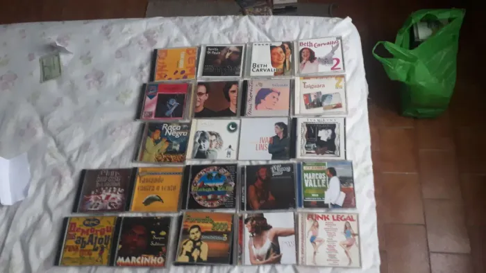 Coleção de CDs Musicais - Diversos Artistas