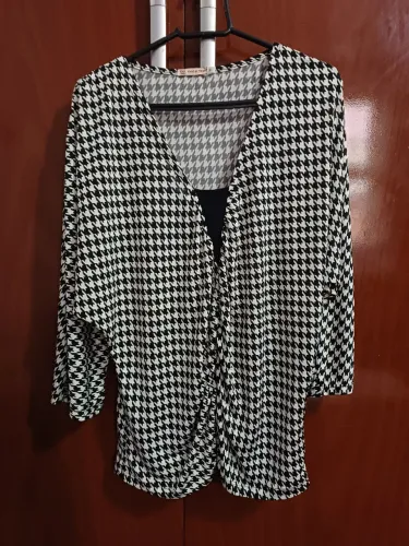 Blusa Pied Poule Two & Two - Manga Morcego - Tecido Liganete - Tamanho M - Nova !!!! 