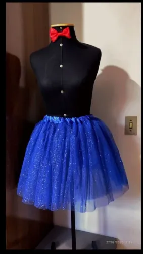 Saia tule com brilho 