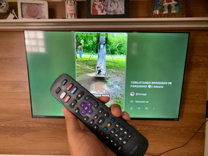 Smart tv 43 4k tela infinita Doblò áudio sistema inteligente todos apps