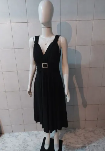 Vestido Preto Festa
