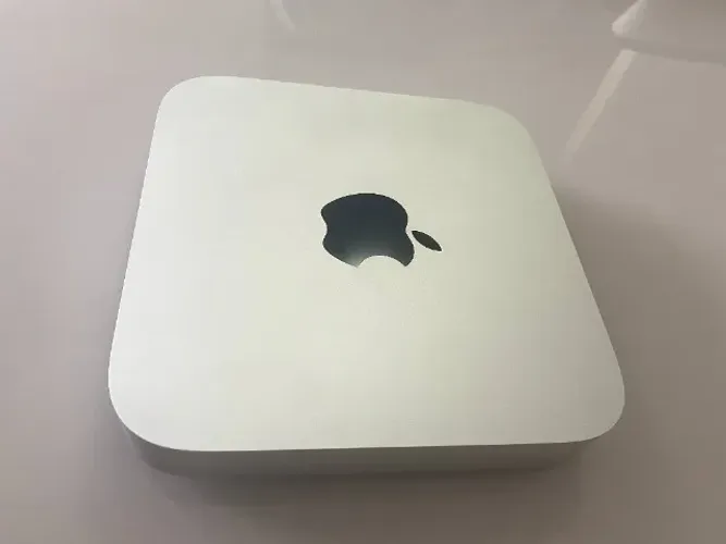 Mac mini (M1, 2020) 16gb RAM,  256gb SSD