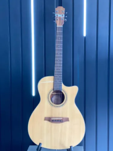VIOLAO CONCERT ACO CUTAWAY ELETRICO NATURAL GF100CE N BENSON