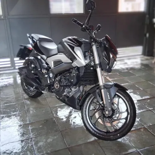 Bajaj Dominar 250 2025