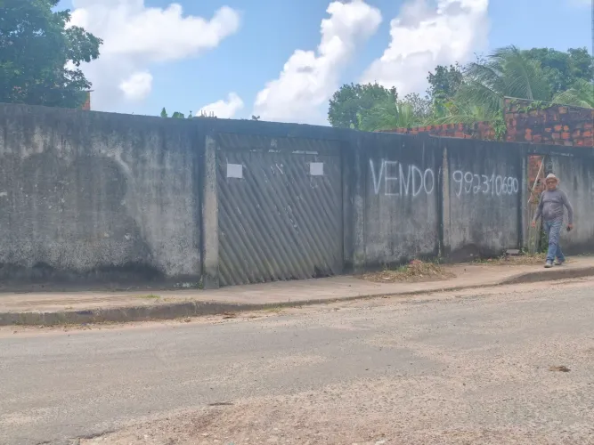 TERRENO NO MONTE NEGRO