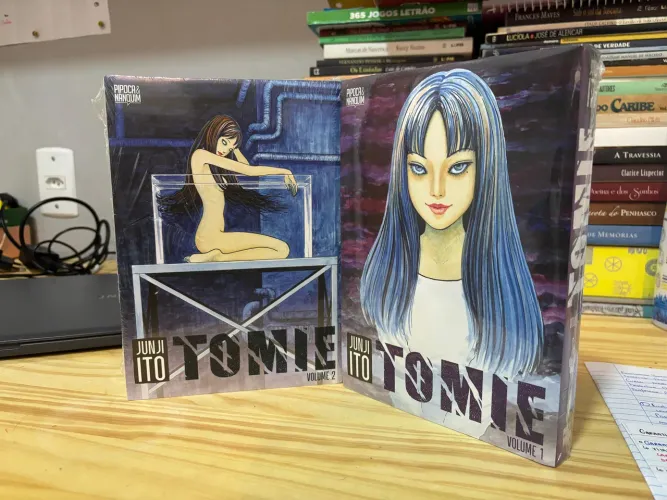 Tomie 1 e 2 R$110
