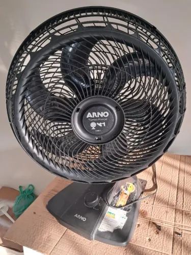 Ventilador de mesa Arno 