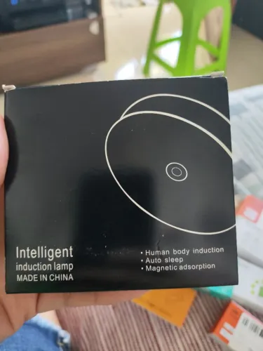 Luz noturna USB com sensor de movimento por 15,00