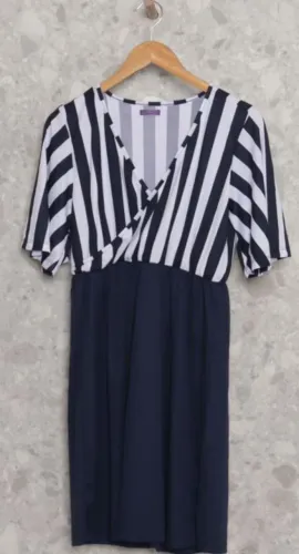 3 Vestidos Plus Size Vestem 48/50 de marca em estado de novos. Usados somente 1x