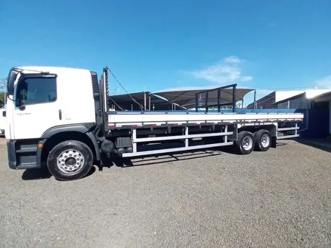 Vokswagem 24280  2018 Carroceria