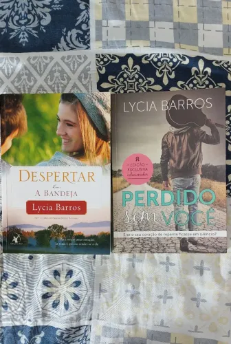 Livros Despertar e Perdido Sem Você (Edição Especial) - Lycia Barros