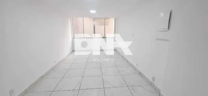 Sala : / Comercial / Copacabana