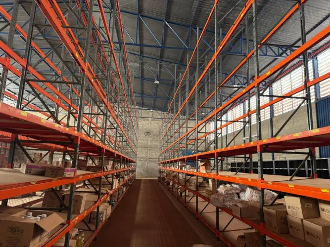 ESTRUTURA PORTA PALETES - UBERLANDIA/MG