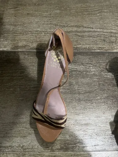 Sandália Salto Alto Vinny Camuto Zebra