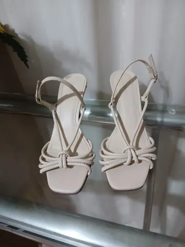 Sandália Feminina Bege