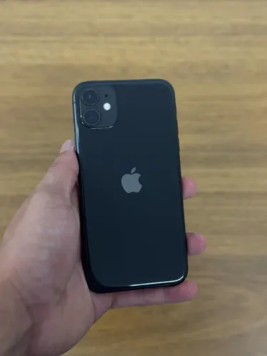  iPhone 11 64GB Semi Novo - Preto - Parcelamos em até 10x sem juros!